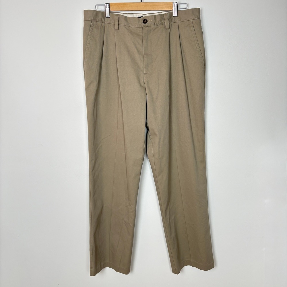 Dockers Mens Classic Fit D3 Pleated Khaki Pants 34x32 (35x30) Tan Office Career